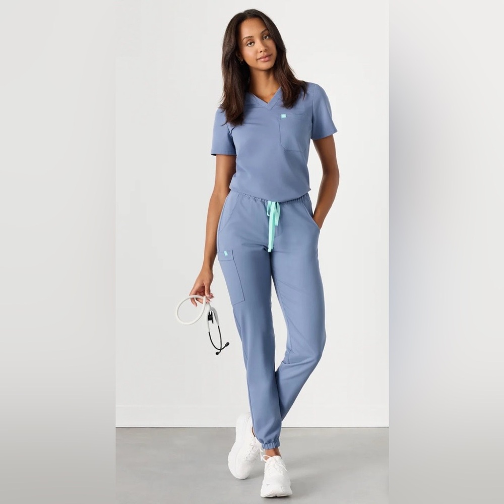 Garde-Malade 3 piece scrub set